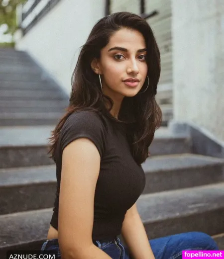 Meenakshichaudhary OnlyFans Thumbnail #fJVl8z6iiZ