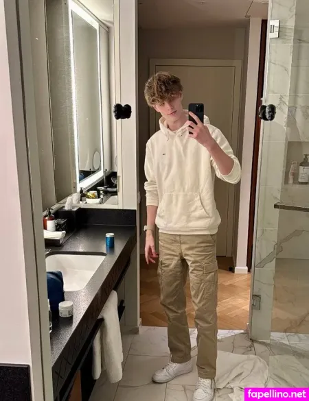 Meepicboy OnlyFans Thumbnail #0xOWacegbm