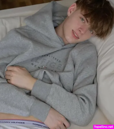 Meepicboy OnlyFans Thumbnail #1SkxZKPXWa