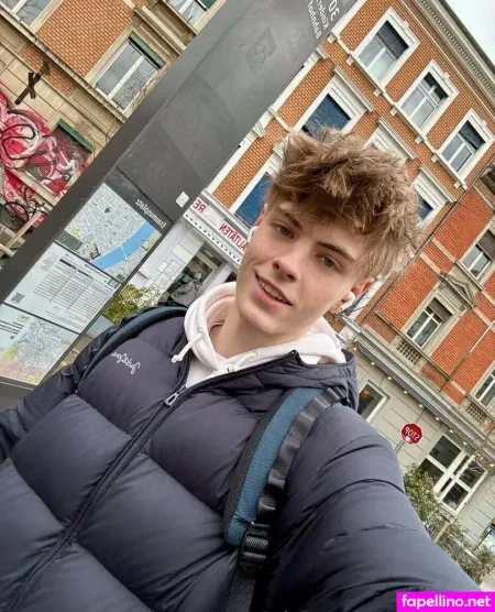 Meepicboy OnlyFans Thumbnail #EIBE0t7FFT