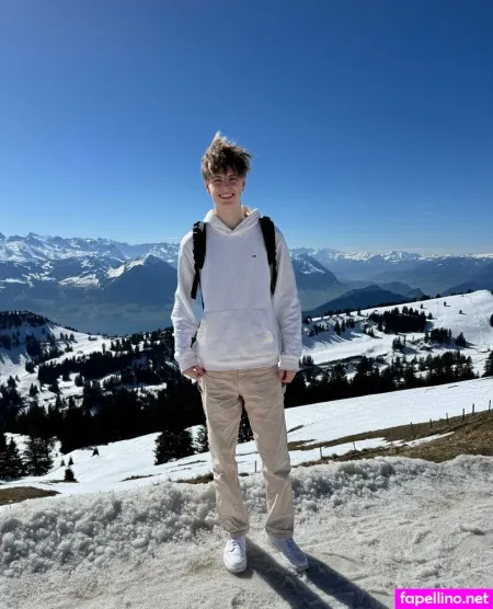 Meepicboy OnlyFans Thumbnail #JallT7KNr6