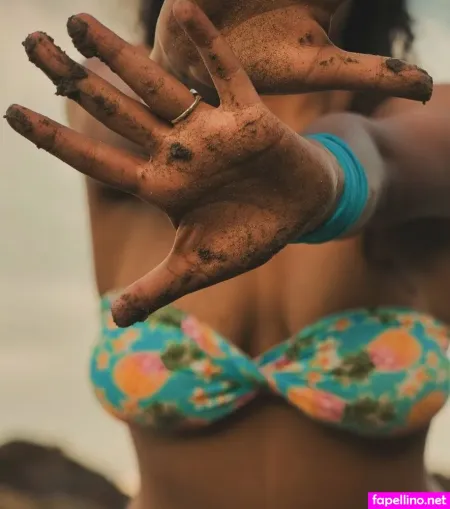 Meera Singh OnlyFans Thumbnail #tKeyOD4XOR