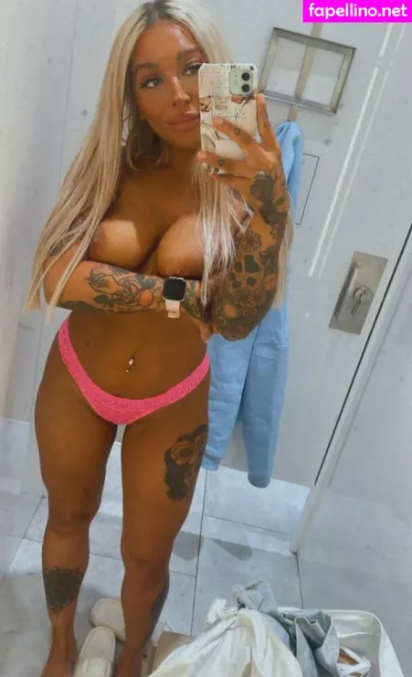 Meesh Elizabeth OnlyFans Thumbnail #r8LkXtql79
