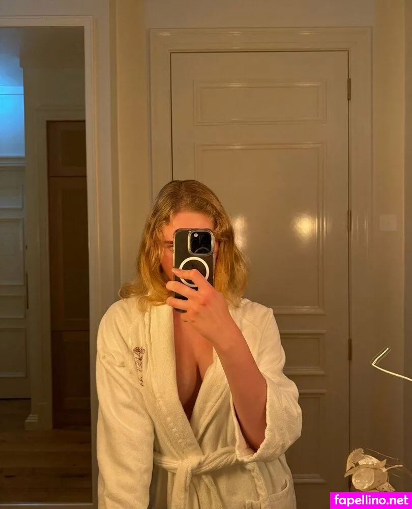 meetmajagraf Nude Leaked OnlyFans Photo #wyEX0BjTET