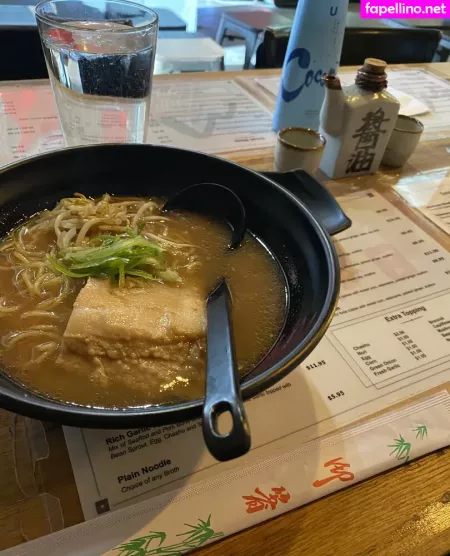 Meetyouhalfway OnlyFans Thumbnail #9S8SFrnAKw