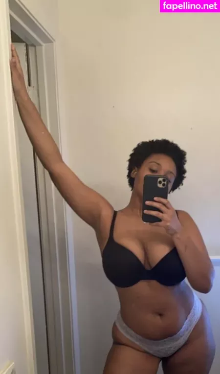 Meetyouhalfway OnlyFans Thumbnail #fQnWwPZOEB