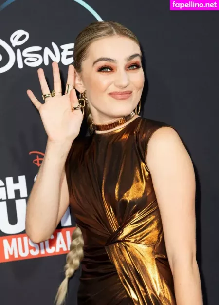Meg Donnelly OnlyFans Thumbnail #7bayvgjSyh