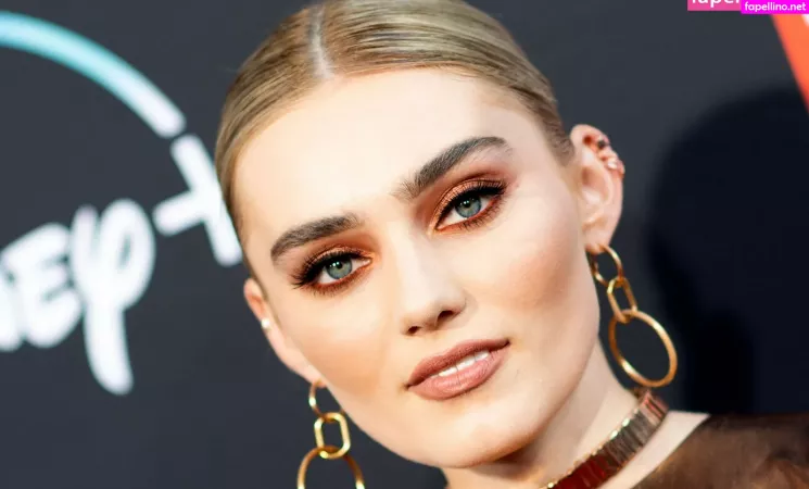 Meg Donnelly OnlyFans Thumbnail #8V9yk8hN53