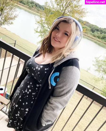 Meg Kaylee OnlyFans Thumbnail #Cbij59WlRv