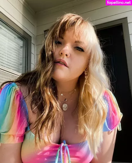 Meg Kaylee OnlyFans Thumbnail #TuaEhMkY4w