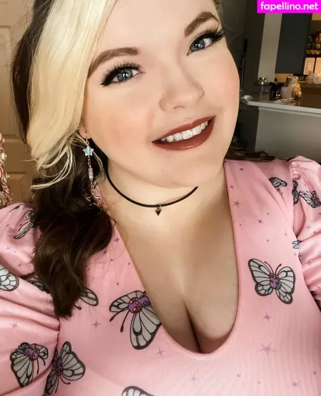 Meg Kaylee OnlyFans Thumbnail #a6AJo7qW5H