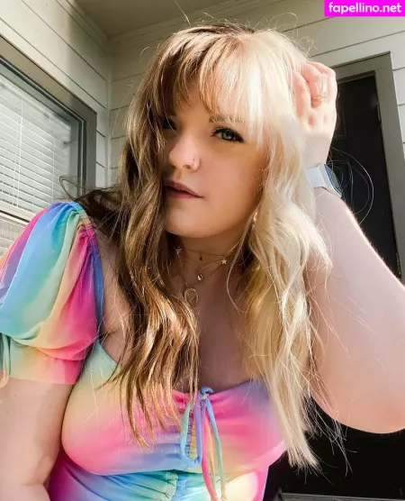 Meg Kaylee OnlyFans Thumbnail #l4C6Q37RtQ