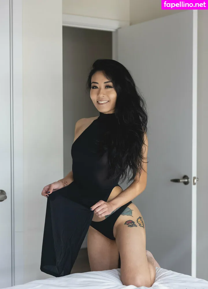 megami, megaminyc Nude Leaked OnlyFans Photo #Xx2qTPUI65