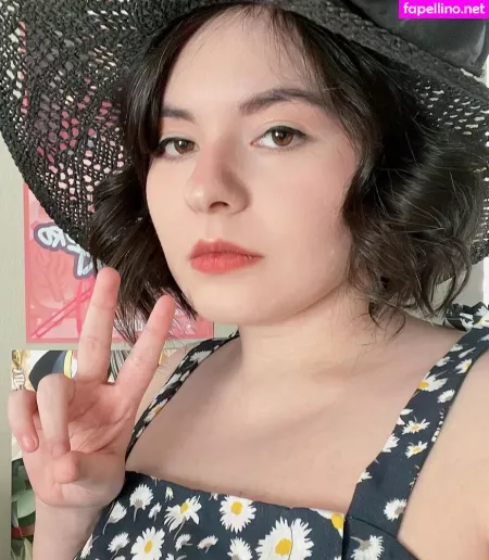 Megamoeka OnlyFans Thumbnail #R6HFeqCwea