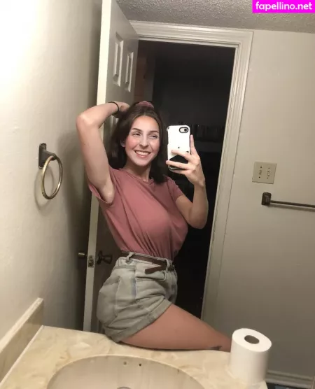 Megan Bitchell OnlyFans Thumbnail #KFXXtOeSW9