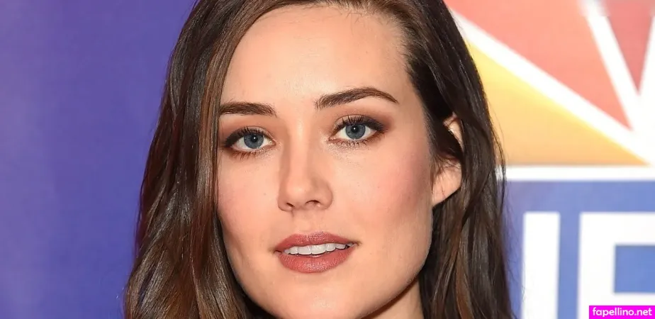 Megan Boone OnlyFans Thumbnail #EbQtwlkXRs