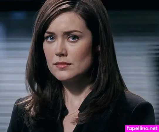 Megan Boone OnlyFans Thumbnail #jXgEzYdZxN