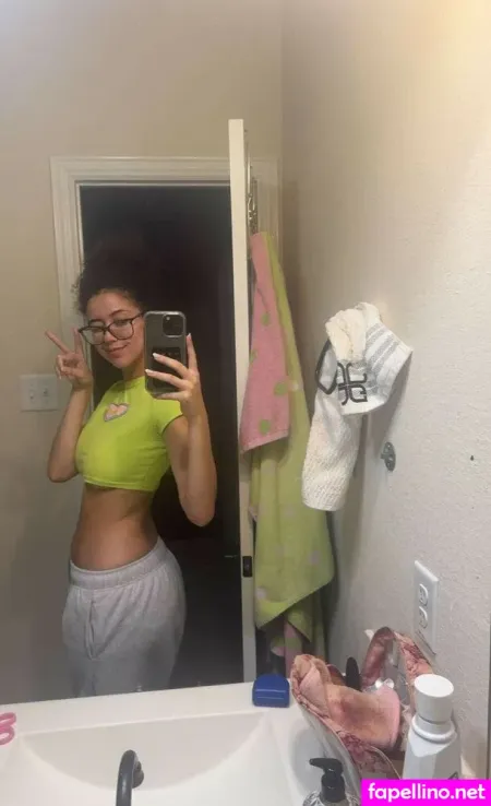 Megan Botnick 8 OnlyFans Thumbnail #DHSmrhJOLN