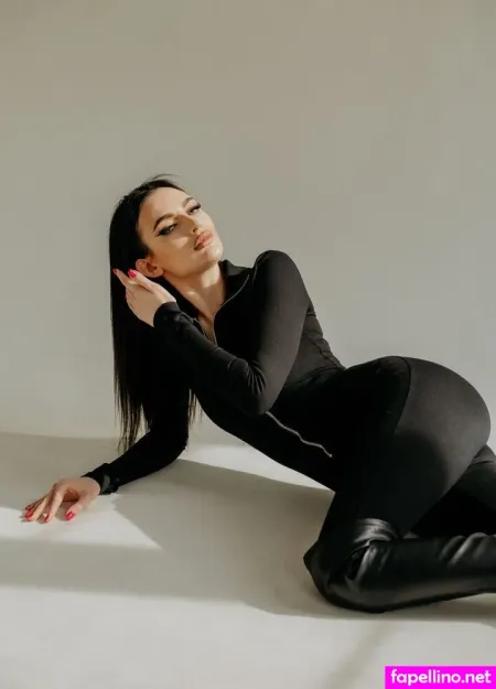 Megan Brunette OnlyFans Thumbnail #JnbaHpbfxh