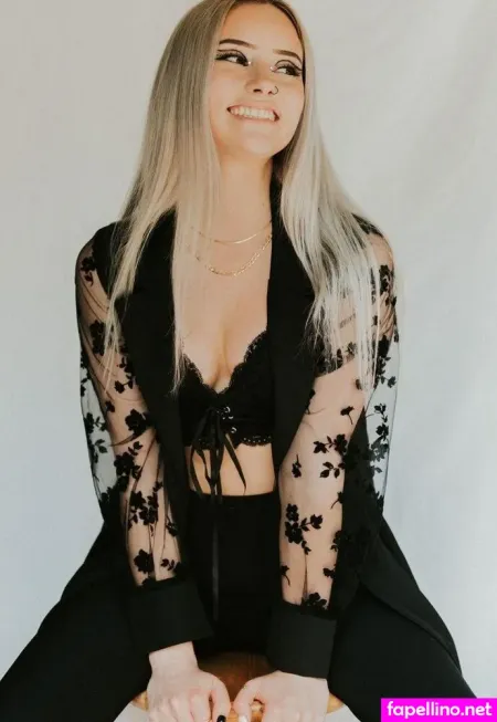 Megan Elizabeth OnlyFans Thumbnail #1k6N8lXxwA