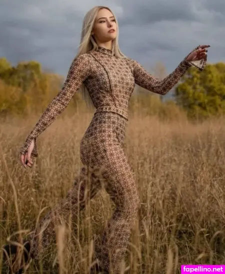 Megan Elizabeth OnlyFans Thumbnail #F5Dgm8k0lO