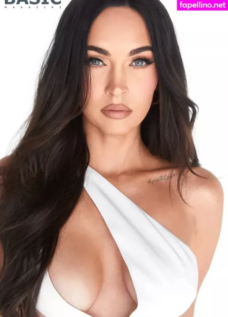 Megan Fox OnlyFans Thumbnail #i8TUyksmDW