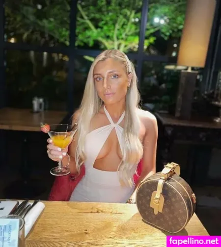 Megan J OnlyFans Thumbnail #THP21kLss7