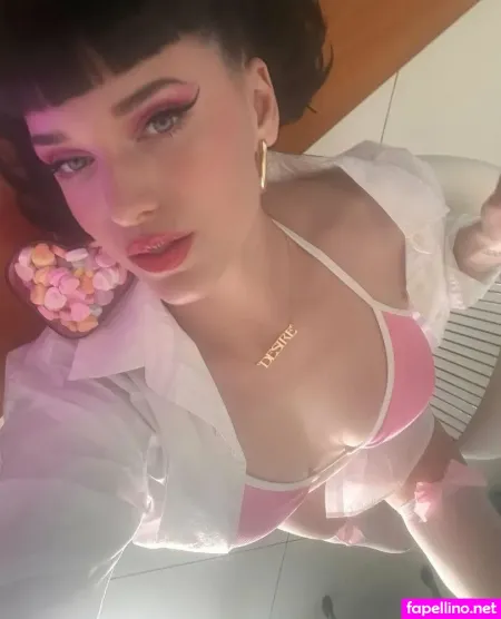 Megan Louise 2 OnlyFans Thumbnail #q9ugSOrIya