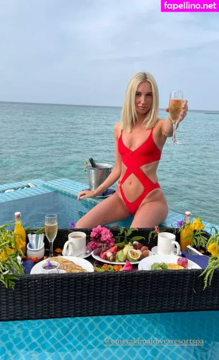 Megan Mckenna OnlyFans Thumbnail #KSf6xW57xL