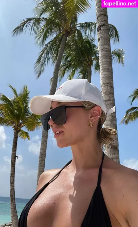 Megan Mckenna OnlyFans Thumbnail #UM7ofaUEUo