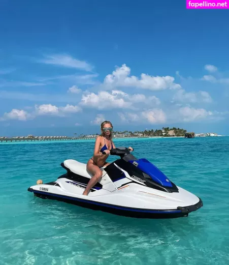 Megan Mckenna OnlyFans Thumbnail #zzMzHX6NeC