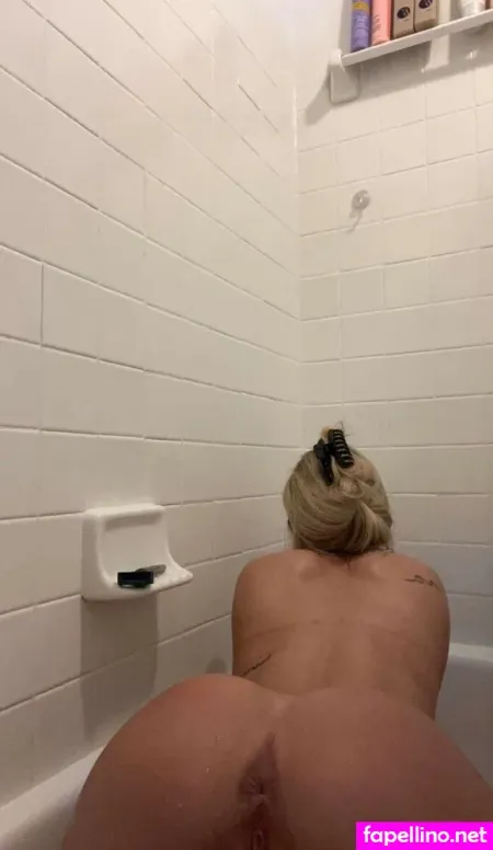 Megan Mullins Megmullinss Meganskyblue OnlyFans Thumbnail #KTAG8CDX5t