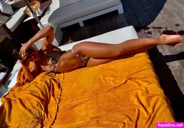 Megan Nicholls OnlyFans Thumbnail #zUuN9TBCbu