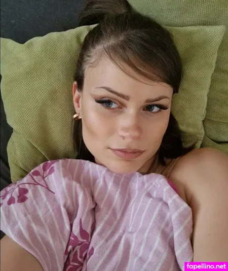 Megan Parker OnlyFans Thumbnail #BTiS8T4tJi