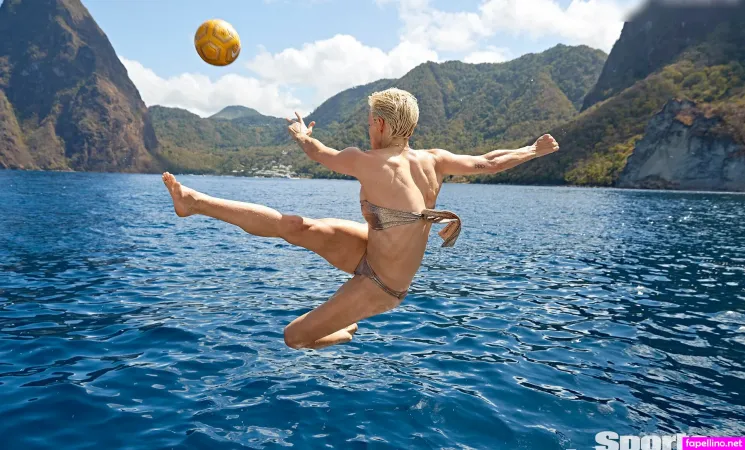 Megan Rapinoe OnlyFans Thumbnail #mUyB9qRoh6