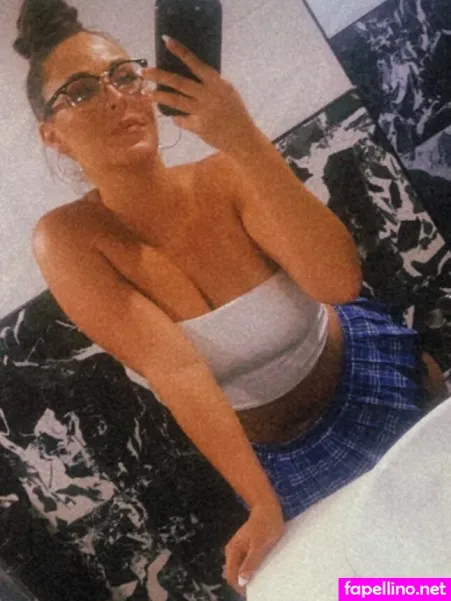 Megan Renee 4 OnlyFans Thumbnail #5UWiDCq3Jb