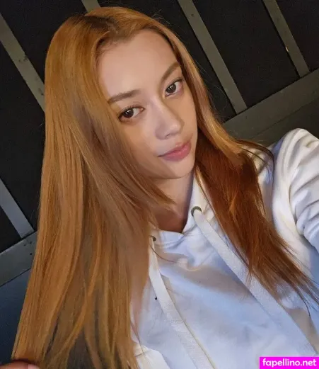 Megan Skiendiel OnlyFans Thumbnail #L4IsAk0qbr