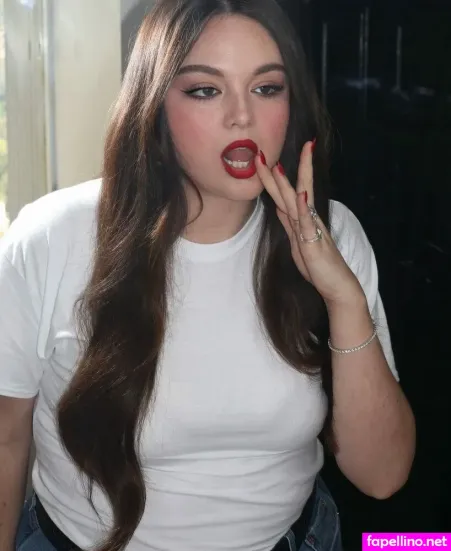 Megan Stalter OnlyFans Thumbnail #74TGutfWBt