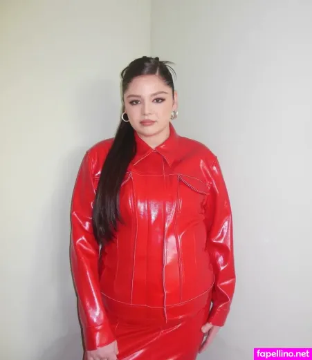 Megan Stalter OnlyFans Thumbnail #bpGwO2edn3