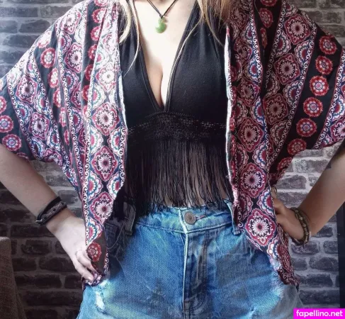 Megan Stepney OnlyFans Thumbnail #APwe90TgYC