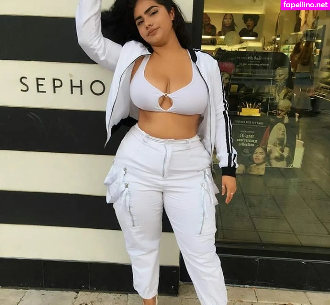 kimvelezoficial, yardeniivelez2 Nude Leaked OnlyFans Photo #LLyng4cGvv
