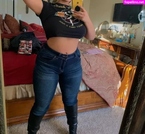 Megan Velez OnlyFans Thumbnail #kxnPpFQgmR