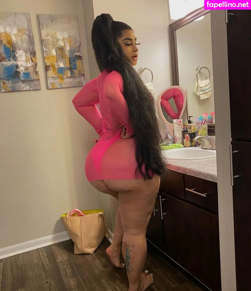 kimvelezoficial, yardeniivelez2 Nude Leaked OnlyFans Photo #uXvzvUd02q