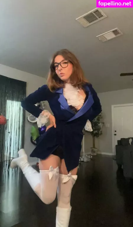 Meganbitchell OnlyFans Thumbnail #NqhUVY8N5I