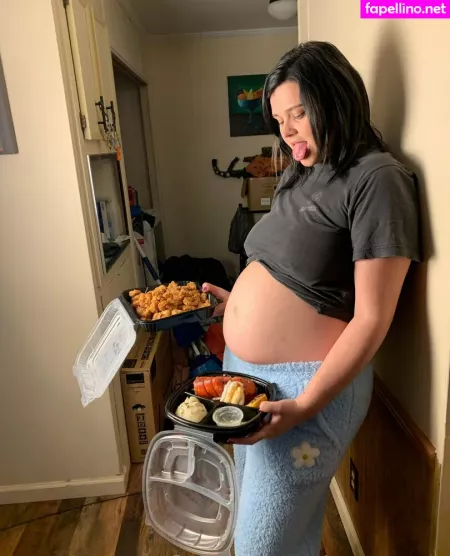 Meganeats OnlyFans Thumbnail #zldi3DT4Me