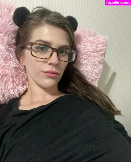 Meganhollyfree OnlyFans Thumbnail #TSw8L3mDvV