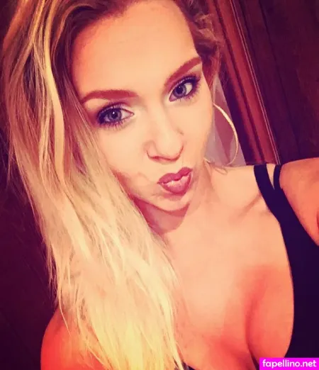 Meganmcintosh5 OnlyFans Thumbnail #lhEYinUOMM