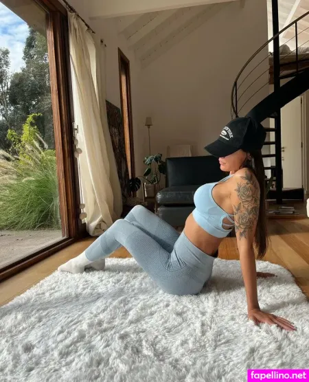 Meganmolnar OnlyFans Thumbnail #HYYcntNmGC