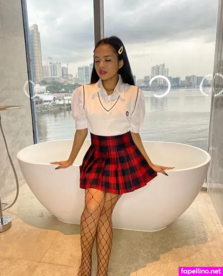 Meganphfree OnlyFans Thumbnail #qZVouO3k0O