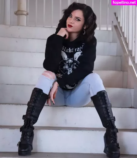 Meganrandom OnlyFans Thumbnail #zDdfm9bYxJ